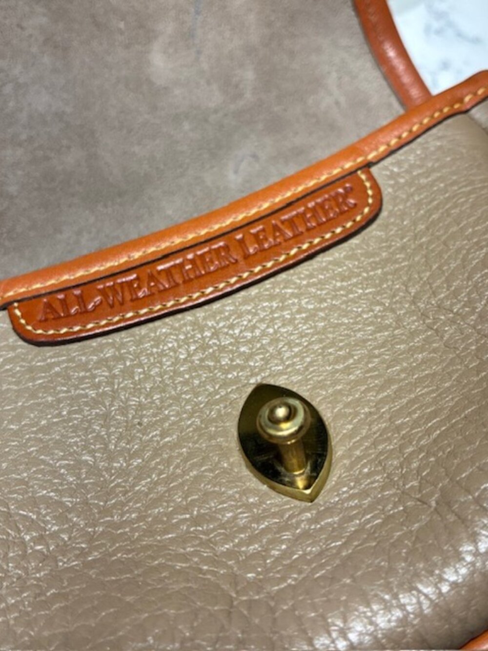 Vintage USA DOONEY & BOURKE Taupe Crossbody Waist Belt Convertible Bag Charm - Picture 4 of 7